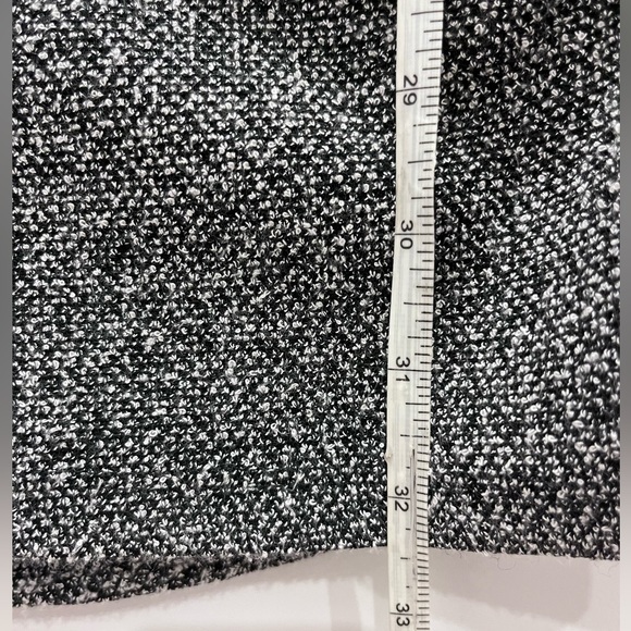 XS Dress - Picture 4 of 4